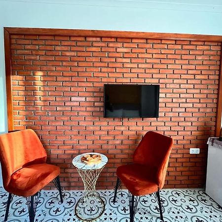 Siesta Butik Otel 17 Айваджык Экстерьер фото